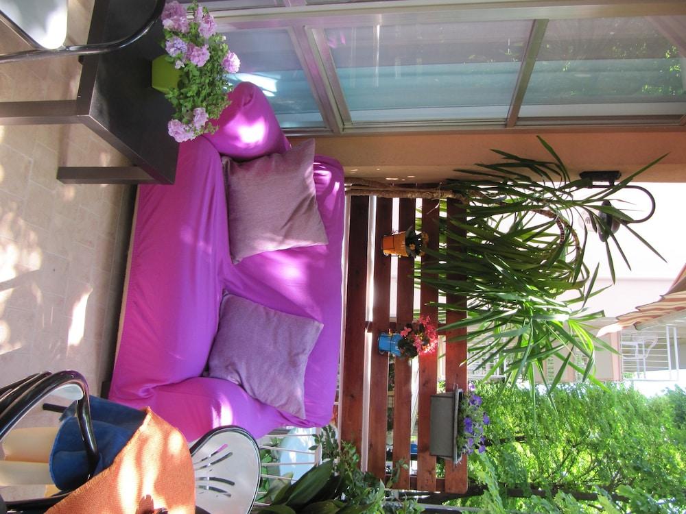 Hotel Villa Elia Римини Екстериор снимка
